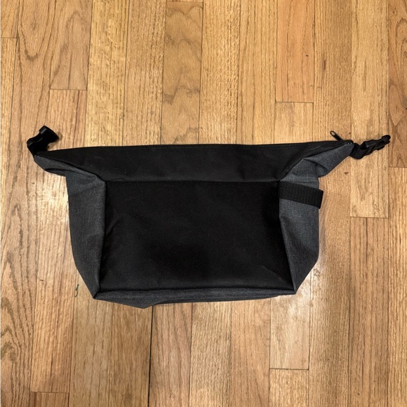 Travel Small Cooler Bag - Picture 2 of 3